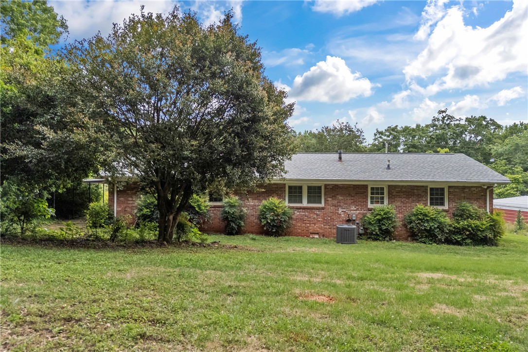104 Henry Avenue Seneca, SC 29678 - Photo 32 of 50