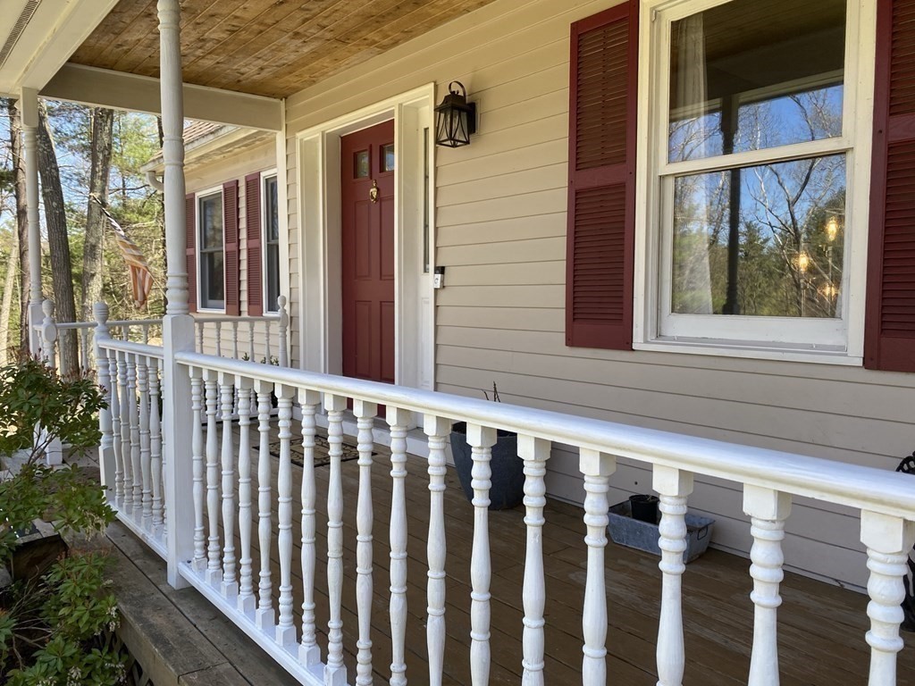 284 Malboeuf Road Ware, MA 01082 - Photo 4 of 41