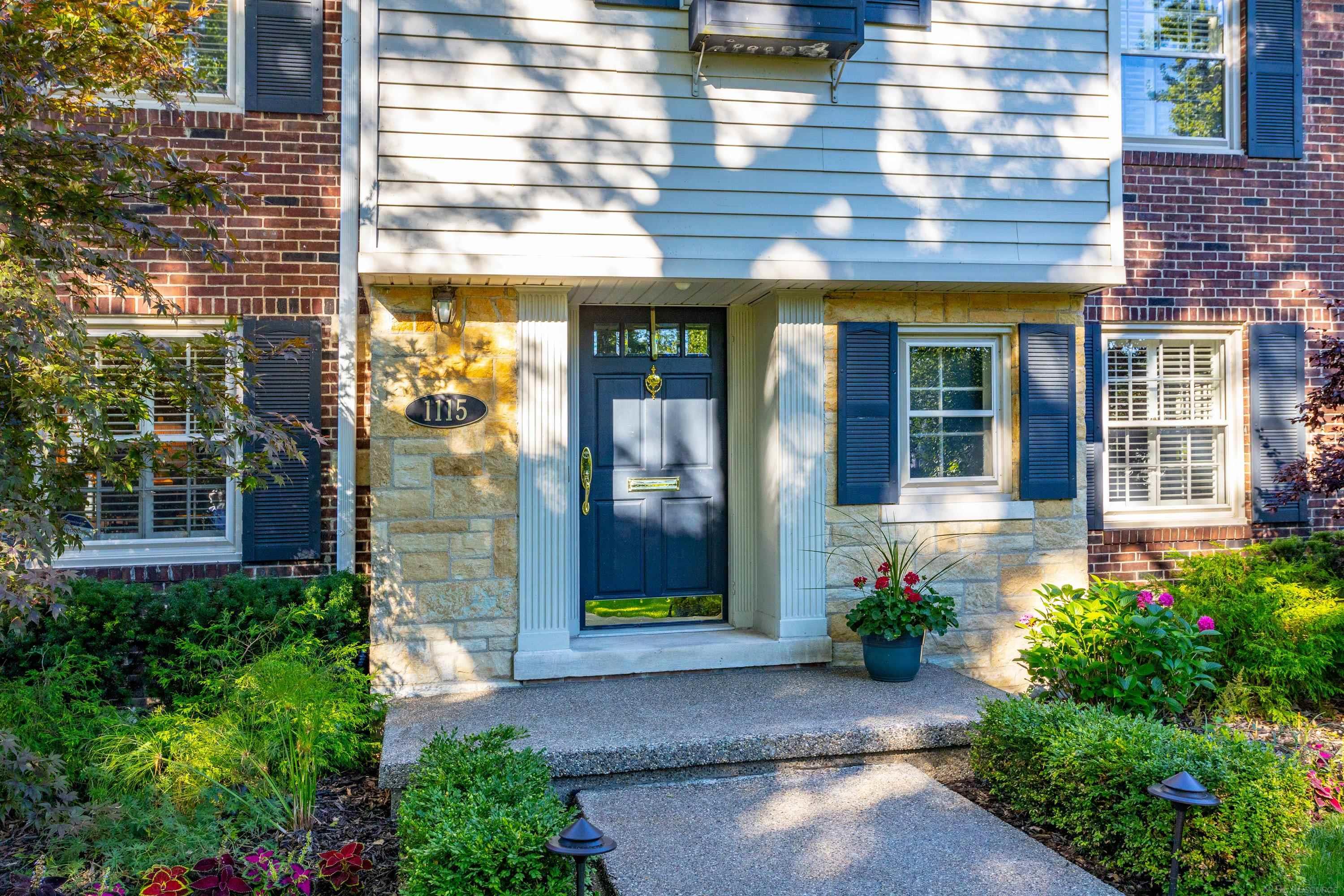 1115 Whittier Road Grosse Pointe Park, MI 48230 - Photo 5 of 68