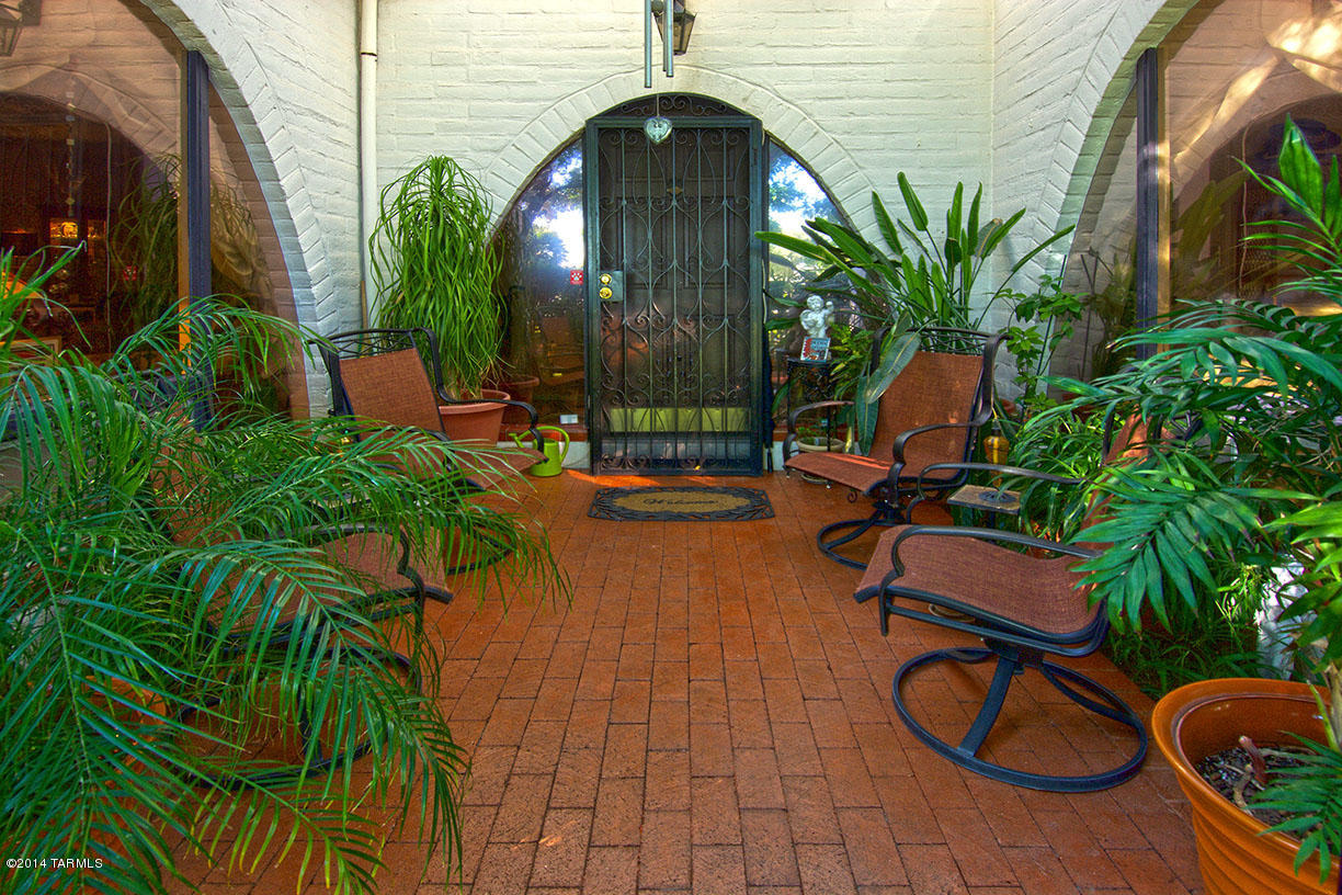 624 West Roller Coaster Road Tucson, AZ 85704 - Photo 2 of 21 Gallery Image 2