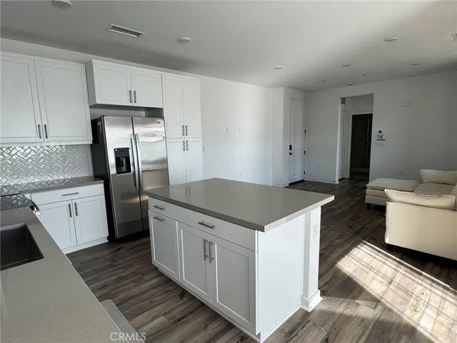 $2,200 | 12962 Lassen Drive, Unit 303, Eastvale, CA 92880