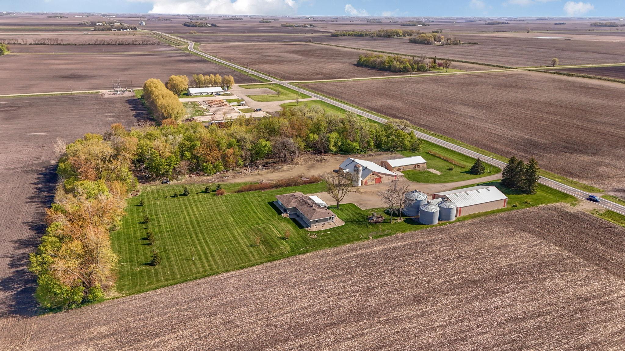 79275 County Road 16 Hector, MN 55342 - Photo 7 of 63