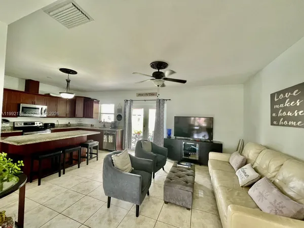 $3,900 | 5820 Southwest 113th Court, Miami, FL 33173