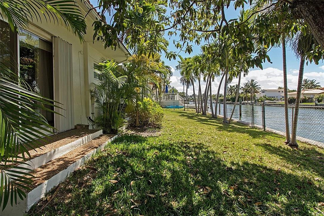 2002 Northeast 122nd Road North Miami, FL 33181 - Photo 2 of 14 Photo 2