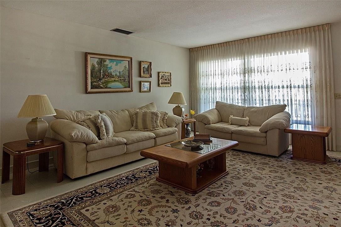 2002 Northeast 122nd Road North Miami, FL 33181 - Photo 6 of 14 Photo 6