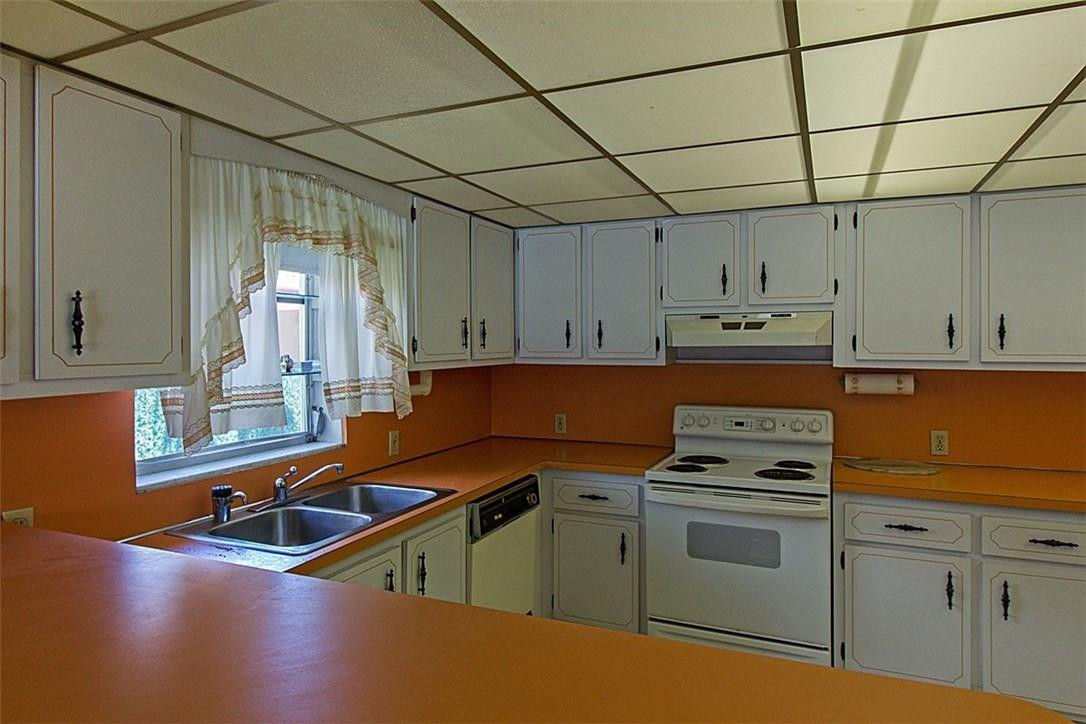 2002 Northeast 122nd Road North Miami, FL 33181 - Photo 9 of 14 Photo 9