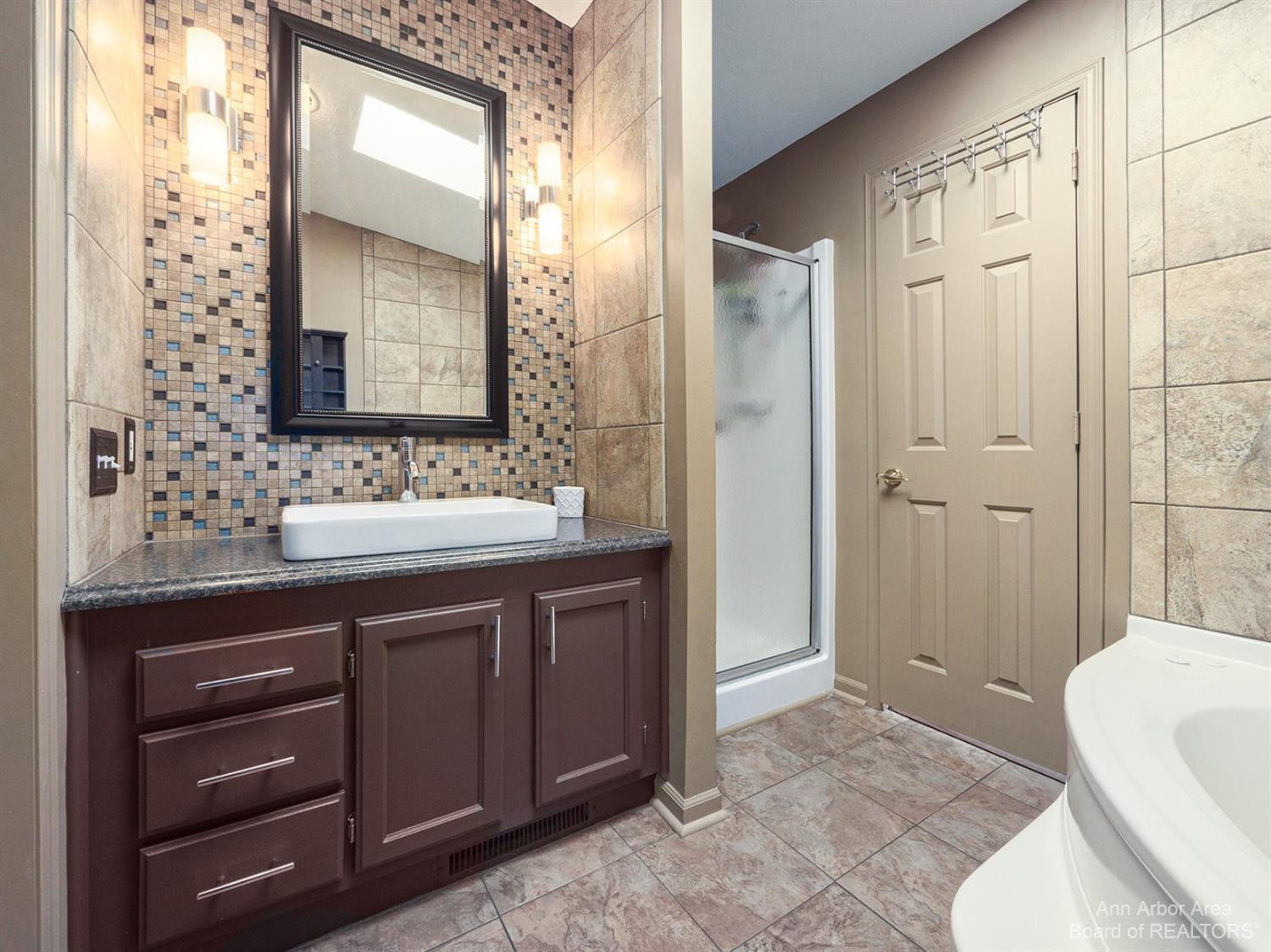 6705 Lingane Road Chelsea, MI 48118 - Photo 14 of 32 Photo 14