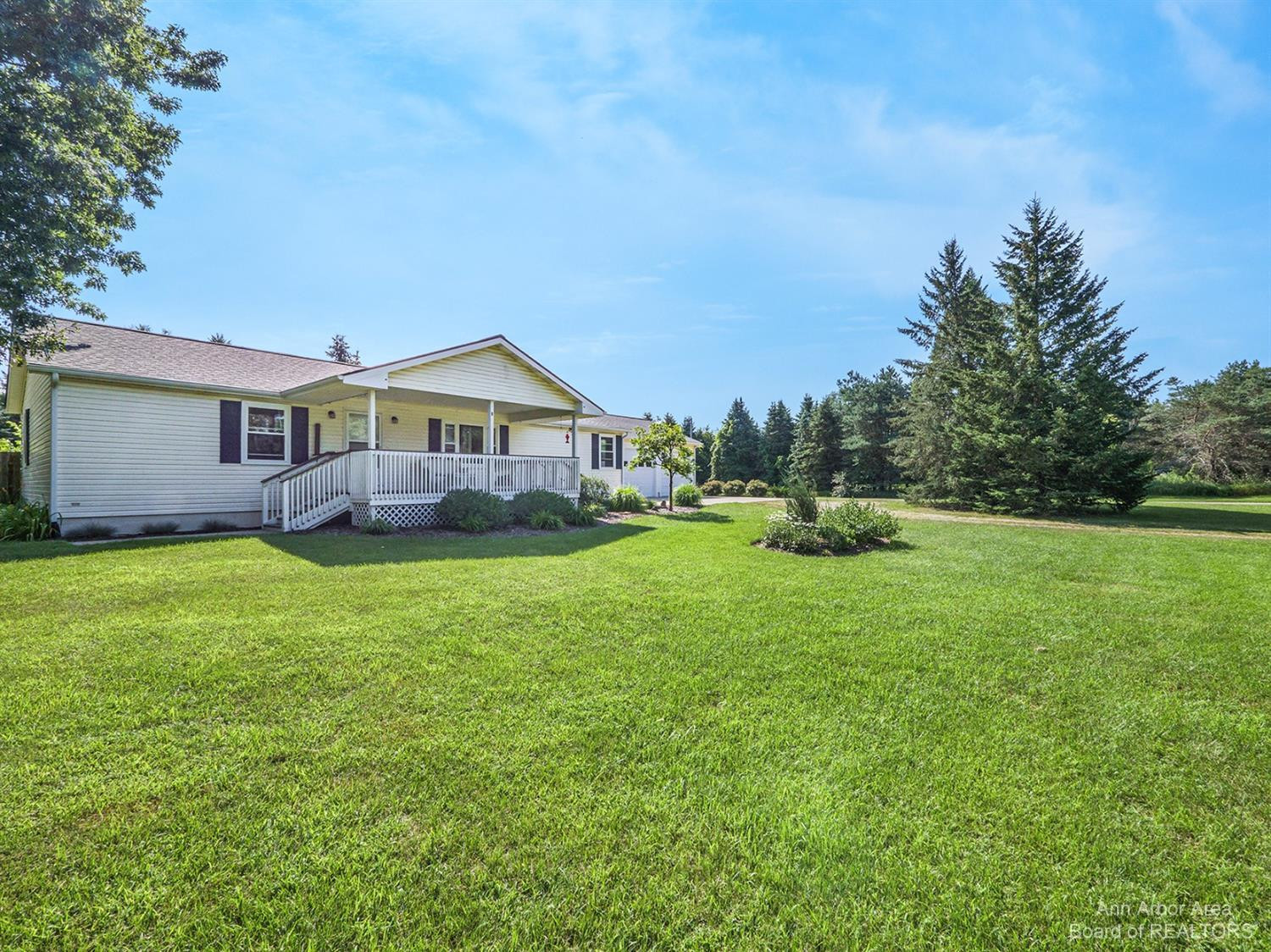 6705 Lingane Road Chelsea, MI 48118 - Photo 24 of 32 Photo 24