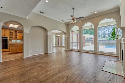 $625,000 | 6610 Glenhill Drive, Spring, TX 77389