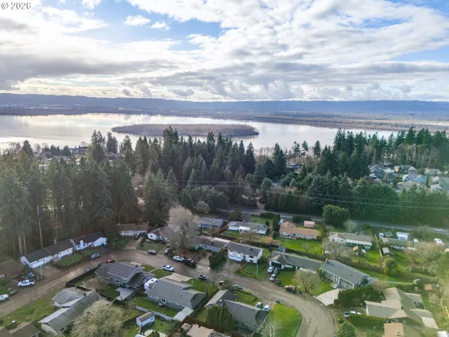 $500,000 | 10104 Northwest 29th Avenue, Vancouver, WA 98685
