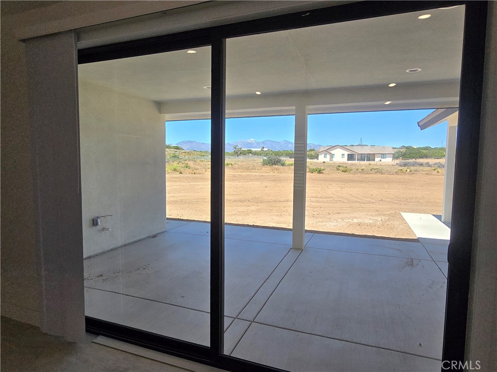 6224 Outpost Road Oak Hills, CA 92344 - Photo 22 of 58