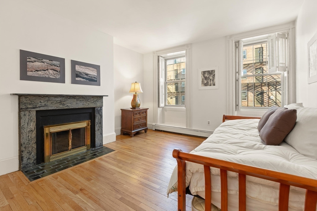 32 Temple Street, Unit 3 Boston, MA 02114 - Photo 17 of 19