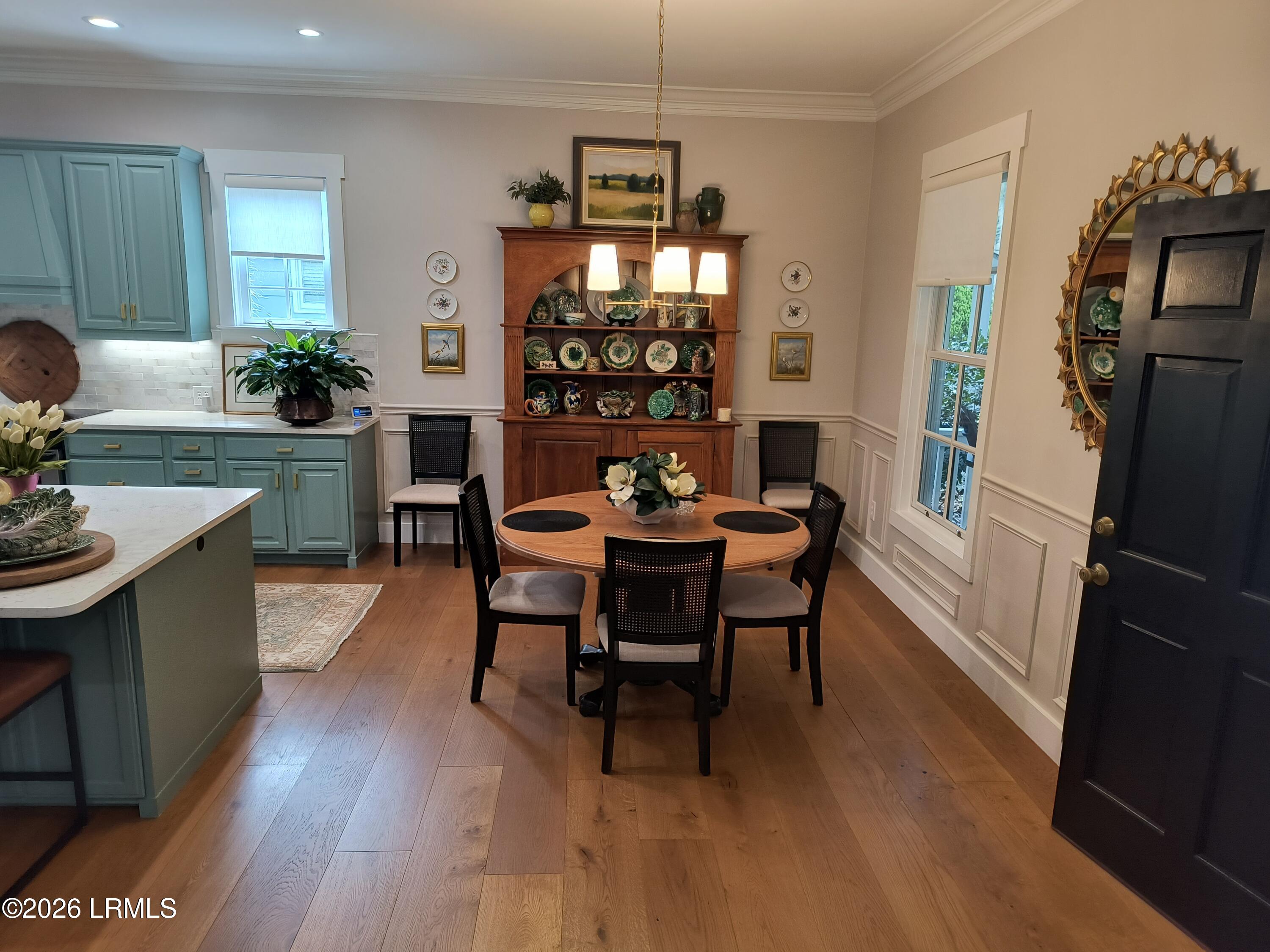 1111 Washington Street Beaufort, SC 29902 - Photo 6 of 31 Dining-Great room