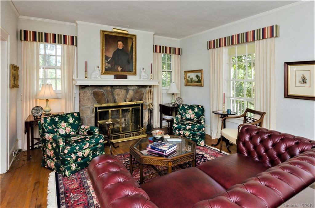 140 Harris Road Lake Lure, NC 28746 - Photo 5 of 22 Gallery Image 5