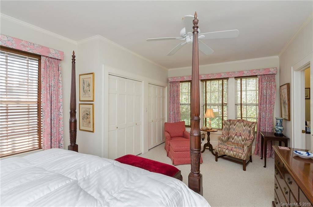 140 Harris Road Lake Lure, NC 28746 - Photo 9 of 22 Gallery Image 9