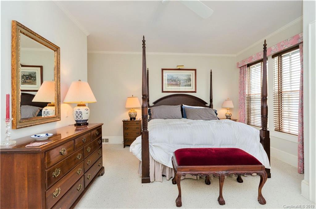 140 Harris Road Lake Lure, NC 28746 - Photo 10 of 22 Gallery Image 10
