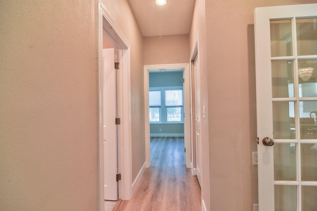 15565 Gulf Boulevard Redington Beach, FL 33708 - Photo 7 of 53