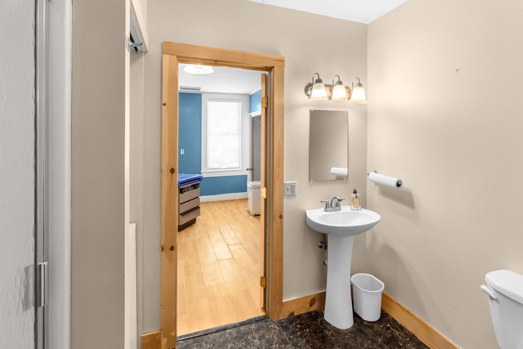 135 Main Street Delhi, NY 13753 - Photo 18 of 38