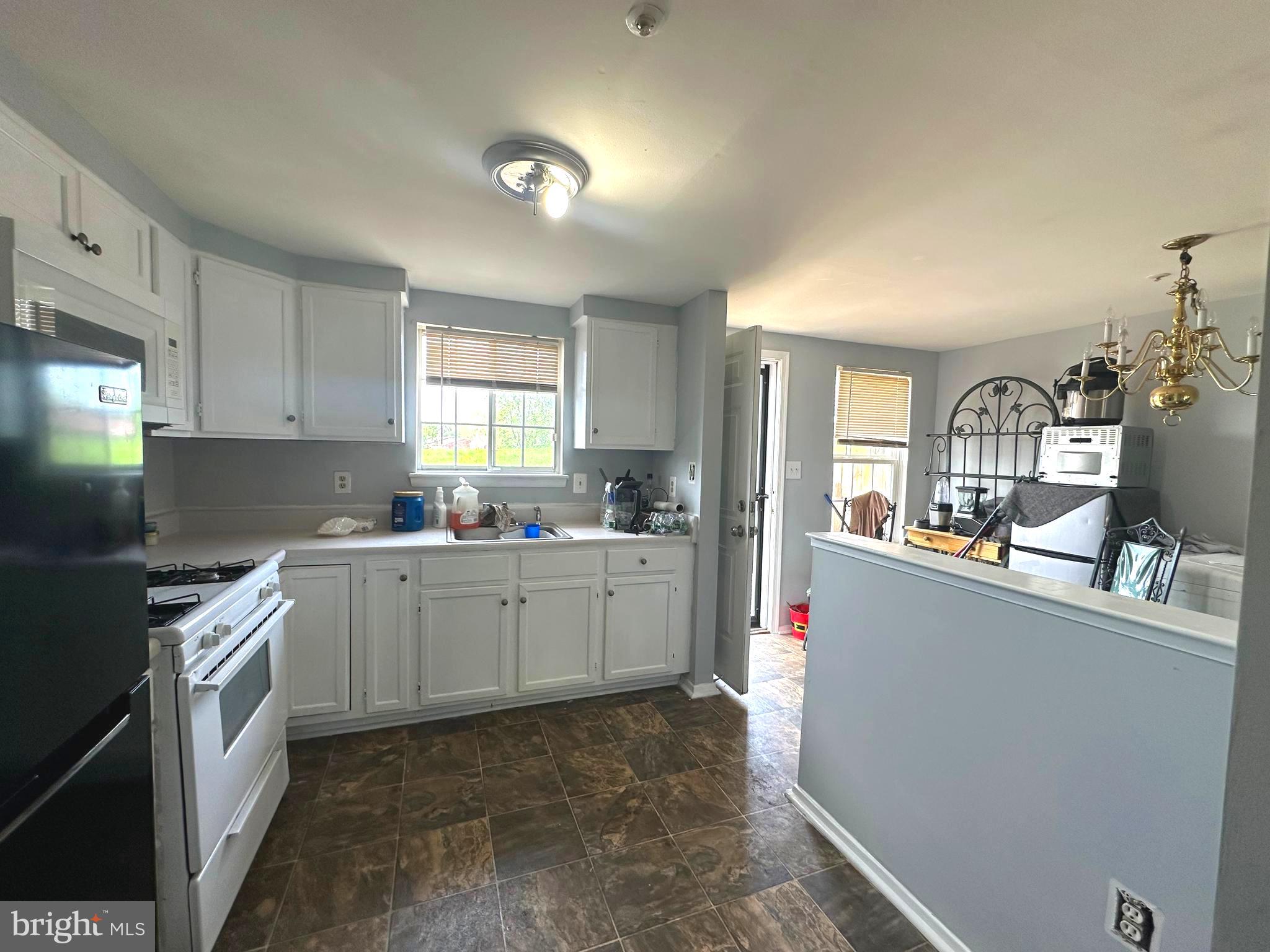 3426 Round Road Baltimore, MD 21225 - Photo 9 of 37 Updated and Bright Kitchen