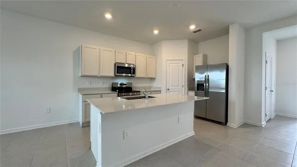 $1,695 | 325 Sol Vista Drive, Dundee, FL 33838