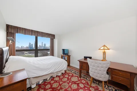 $850,000 | 360 East Randolph Street, Unit 2902, Chicago, IL 60601