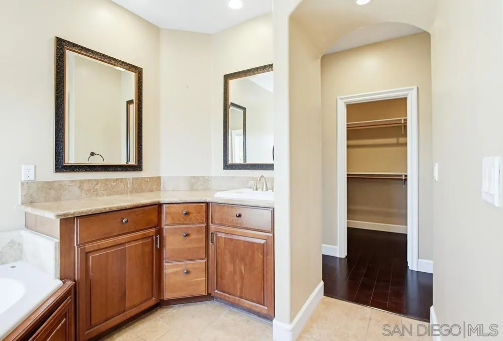 12858 Stone Canyon Road Poway, CA 92064 - Photo 26 of 38