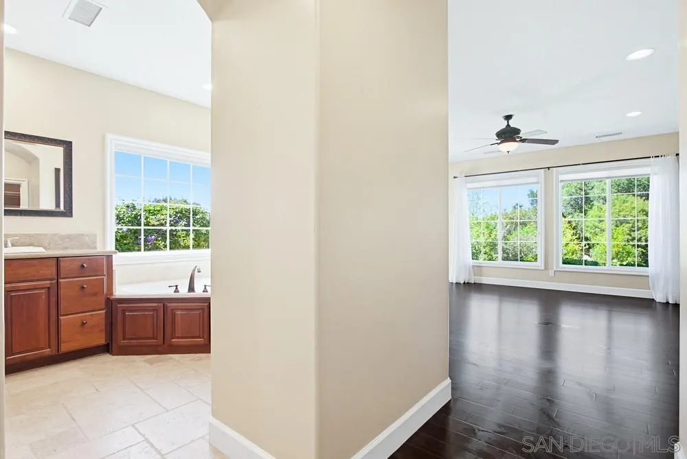 12858 Stone Canyon Road Poway, CA 92064 - Photo 29 of 38