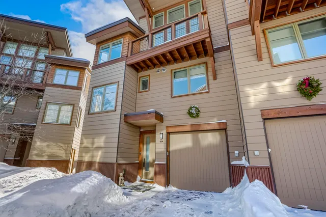 $3,400,000 | 61 A Sterling Lane, Unit 3, Stowe, VT 05672