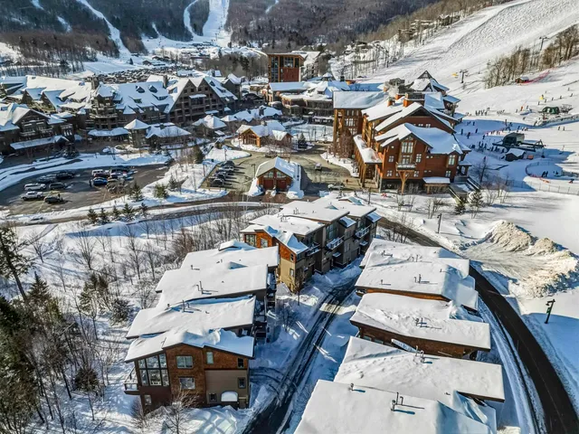 $3,400,000 | 61 A Sterling Lane, Unit 3, Stowe, VT 05672