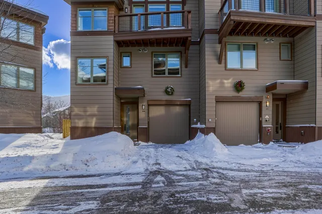 $3,400,000 | 61 A Sterling Lane, Unit 3, Stowe, VT 05672