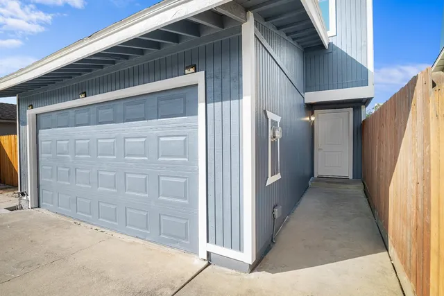 a view of front door of house
