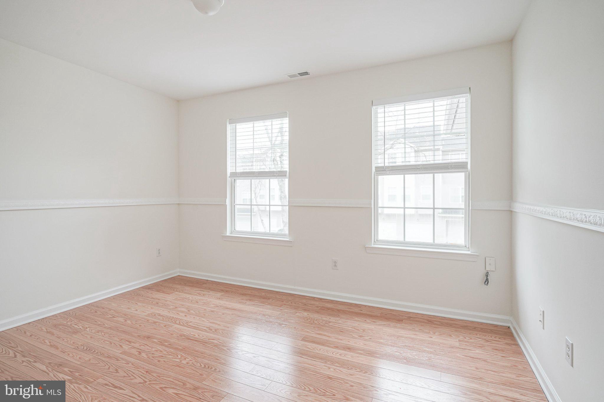 8 Trout Trail Delran, NJ 08075 - Photo 27 of 33 Bright and airy blank canvas space.
