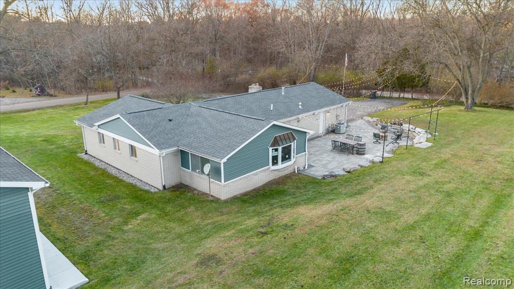 9240 Allen Road Clarkston, MI 48348 - Photo 6 of 53