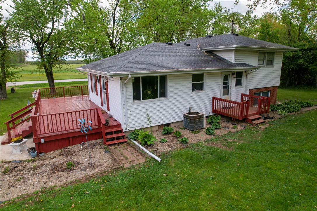 21398 Henning Road Danville, IL 61834 - Photo 8 of 36 Gallery Image 8