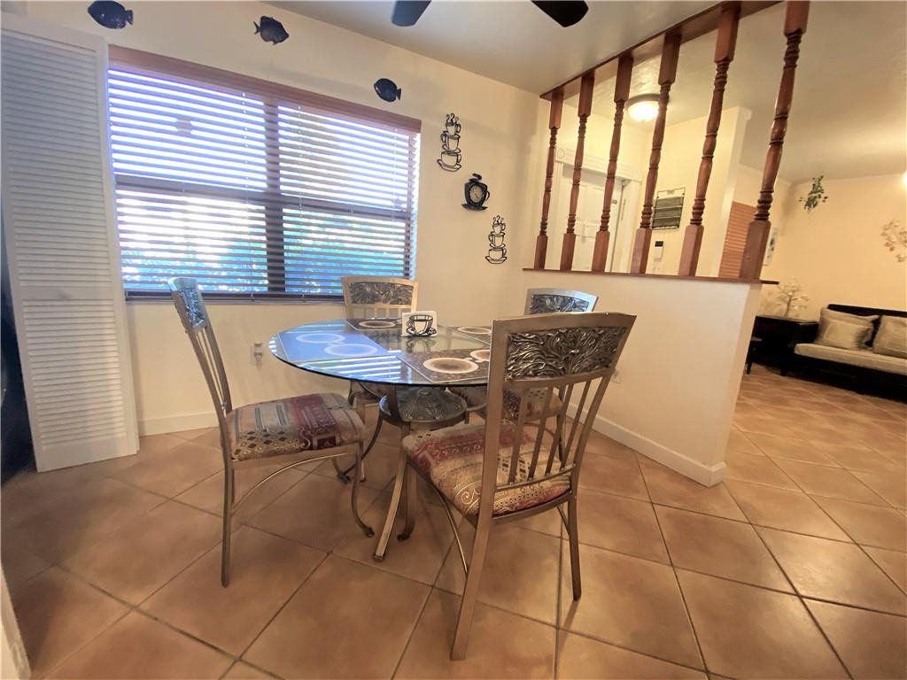 5424 Gate Lake Road, Unit 5424 Tamarac, FL 33319 - Photo 31 of 42 Photo 31