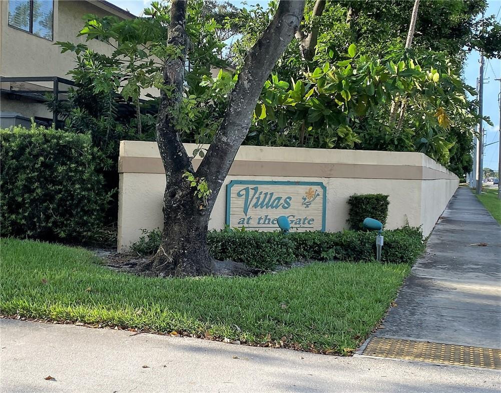 5424 Gate Lake Road, Unit 5424 Tamarac, FL 33319 - Photo 35 of 42 Photo 35