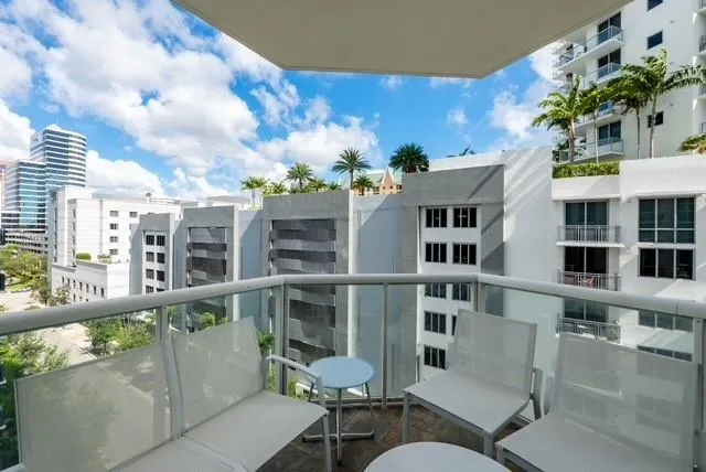 a view of a multi story building