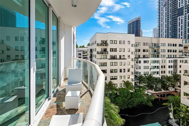 $653,000 | 111 Southeast 8th Avenue, Unit 705, Fort Lauderdale, FL 33301