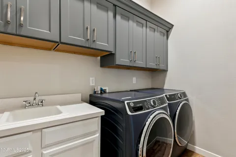 $899,000 | 9621 Lane Garrett Drive, Reno, NV 89511