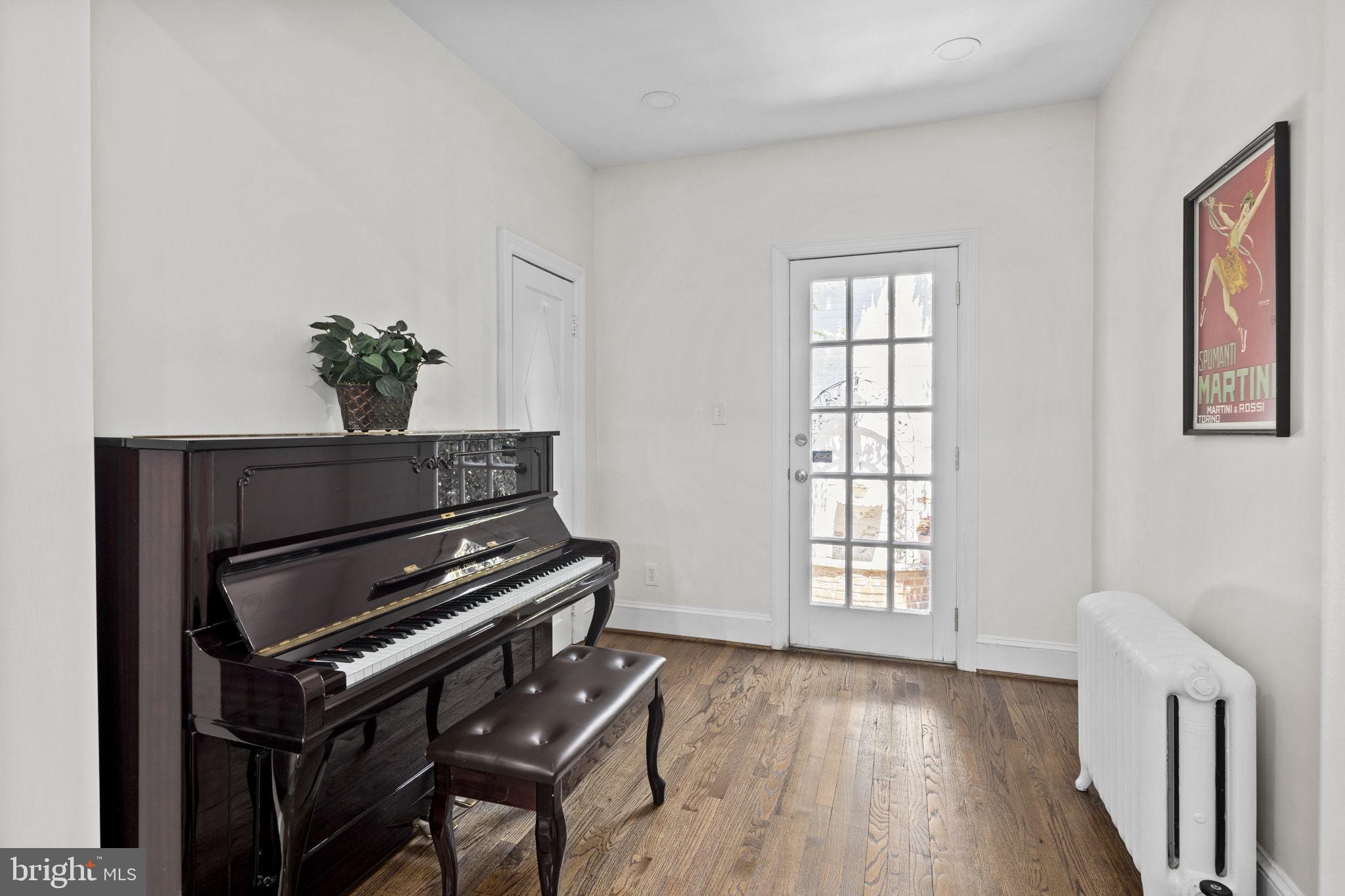 2815 Woodley Road Northwest Washington, DC 20008 - Photo 23 of 43