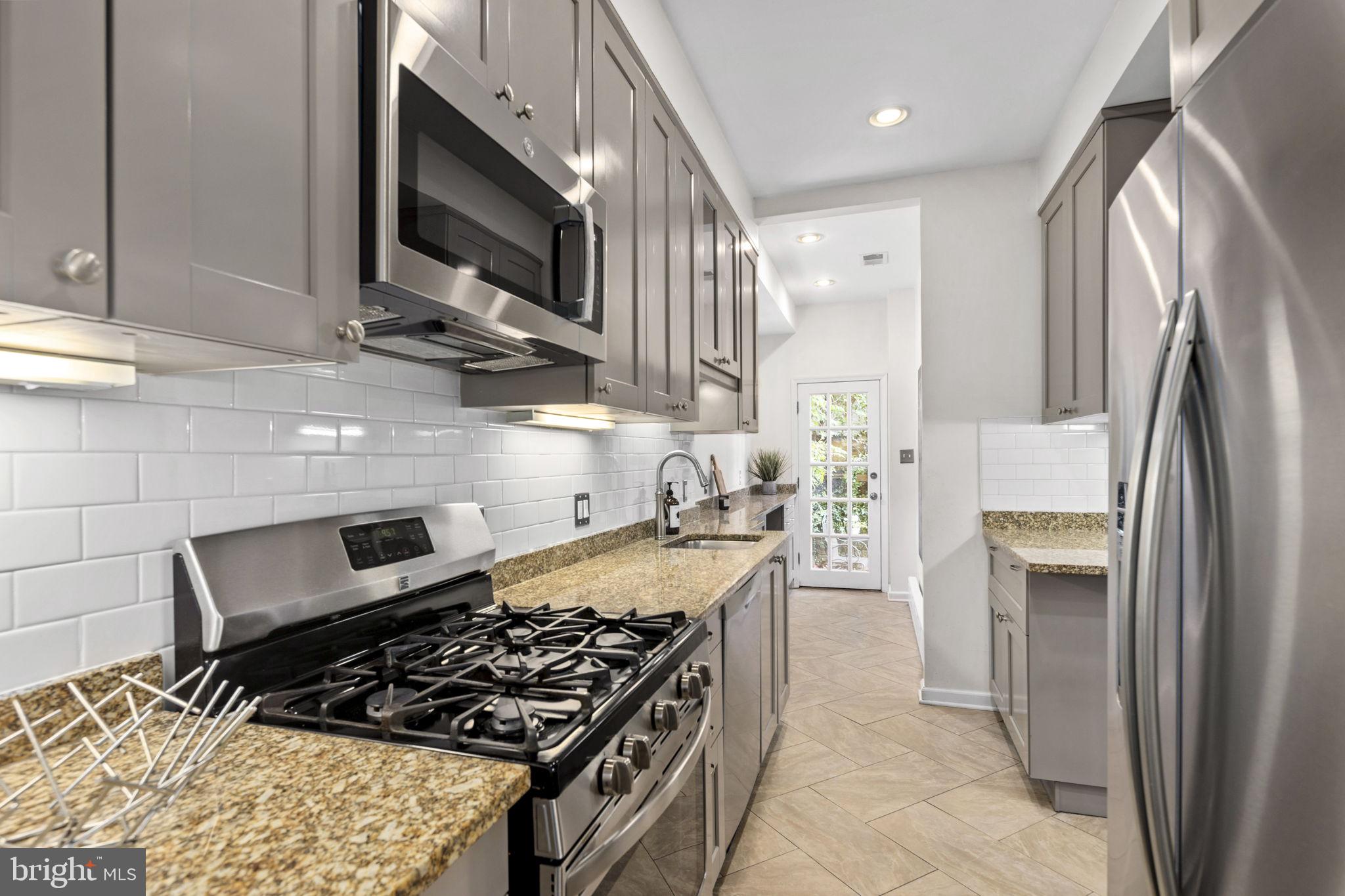 2815 Woodley Road Northwest Washington, DC 20008 - Photo 26 of 43