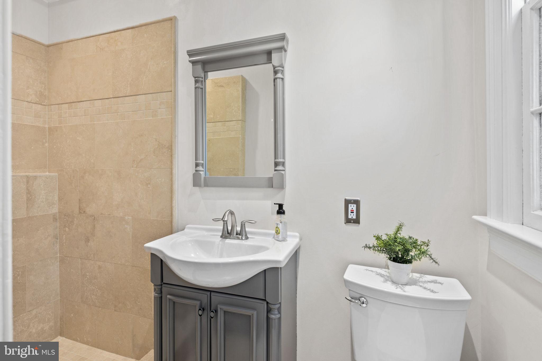 2815 Woodley Road Northwest Washington, DC 20008 - Photo 27 of 43