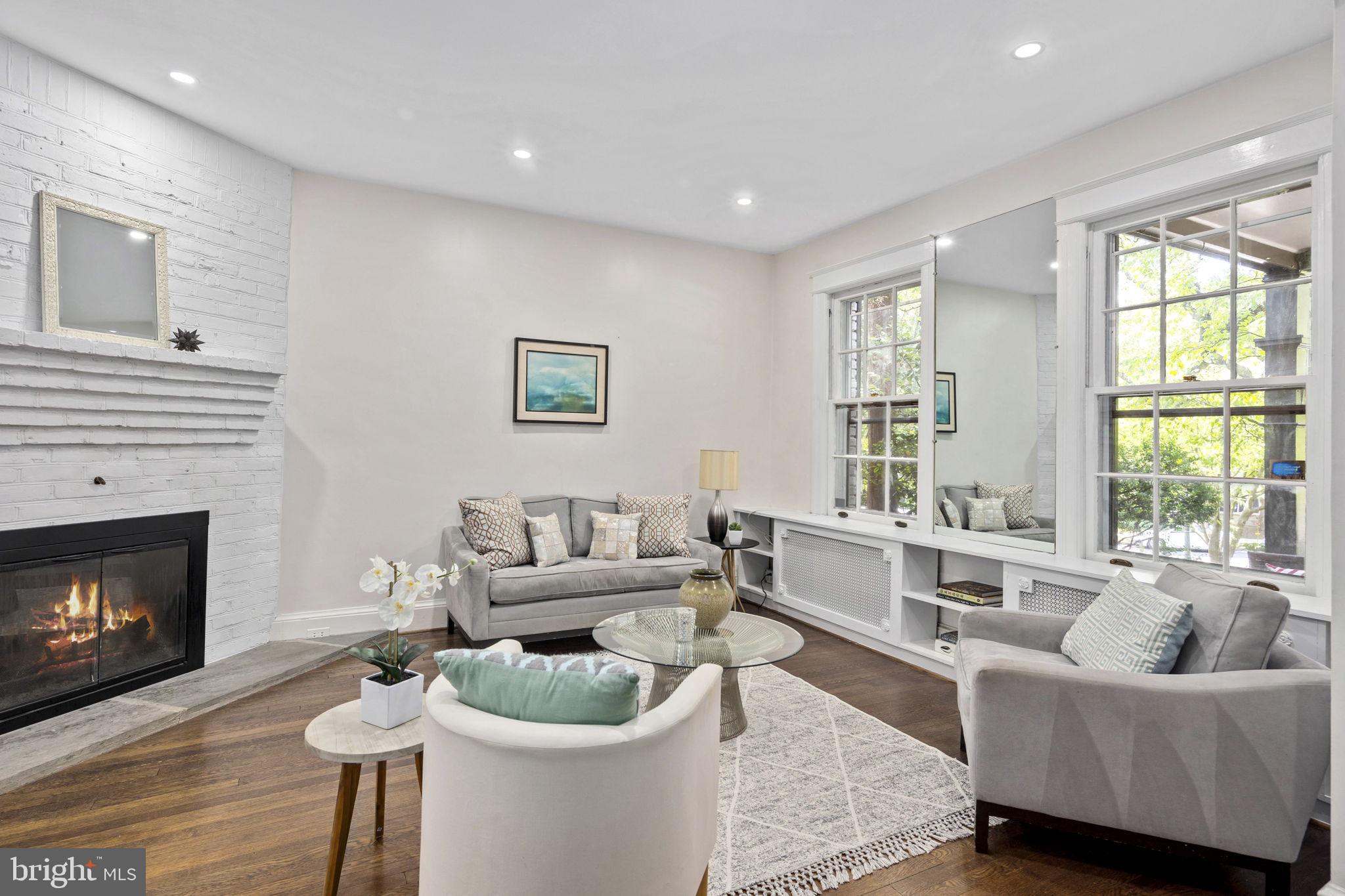 2815 Woodley Road Northwest Washington, DC 20008 - Photo 4 of 43