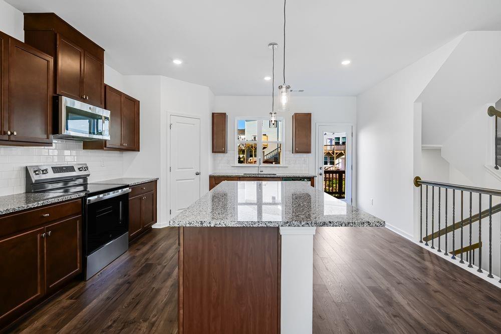 6133 Wayburn Street Tucker, GA 30084 - Photo 3 of 44