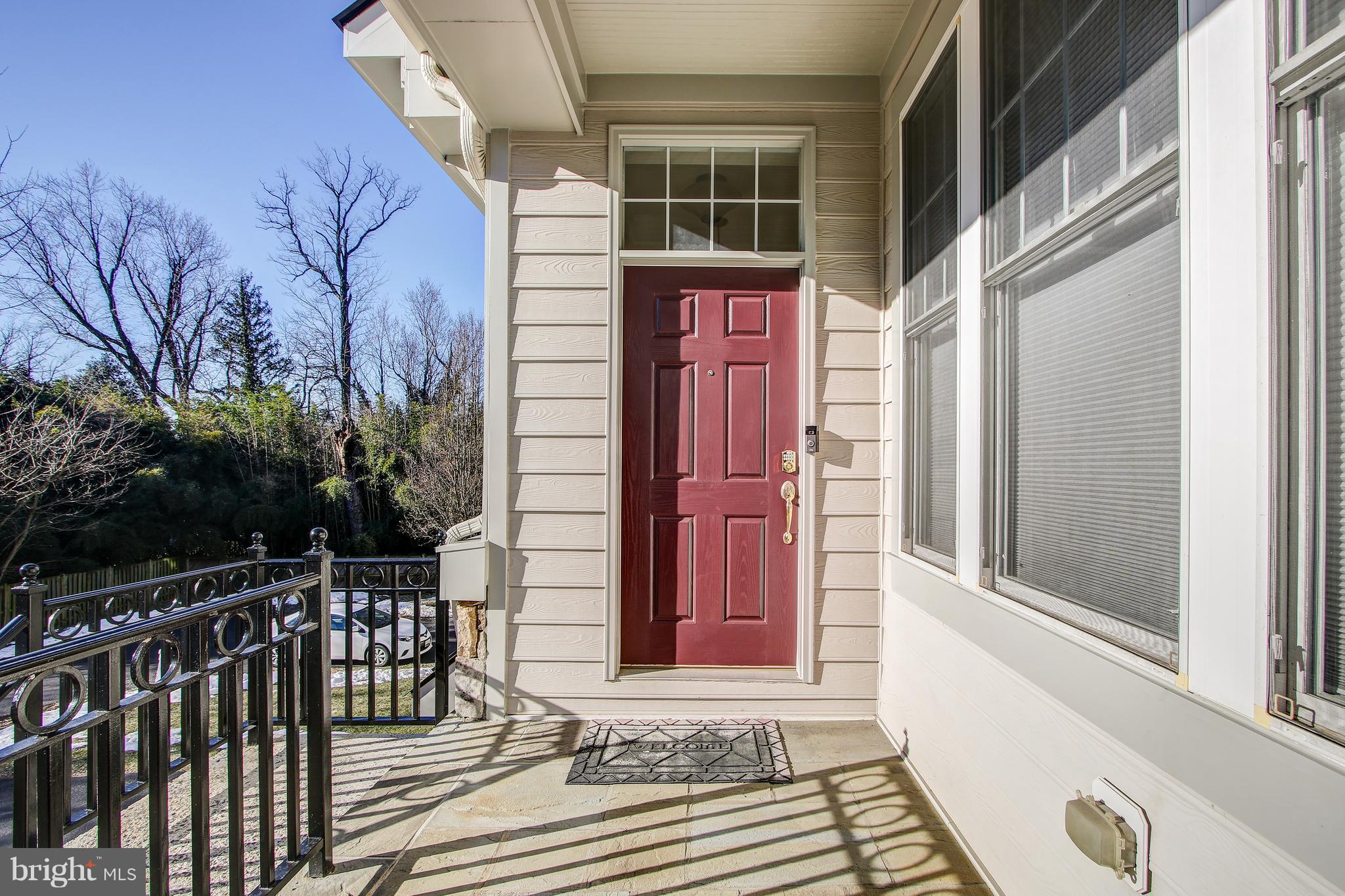 9126 Georgia Avenue Silver Spring, MD 20910 - Photo 4 of 40 Front porch