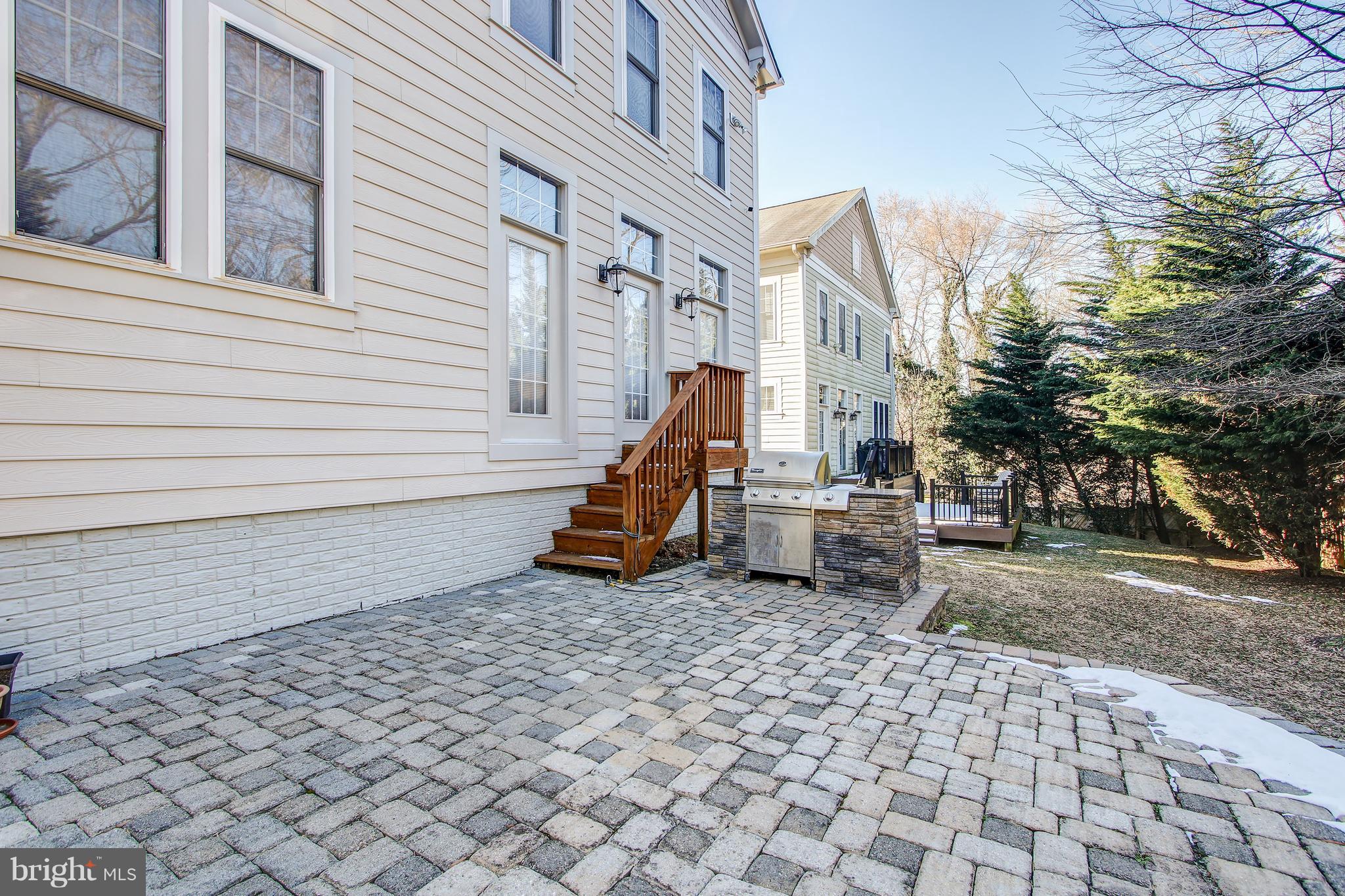 9126 Georgia Avenue Silver Spring, MD 20910 - Photo 32 of 40 Nice patio