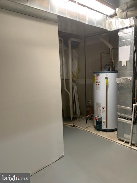 9126 Georgia Avenue Silver Spring, MD 20910 - Photo 36 of 40 Basement - utility room