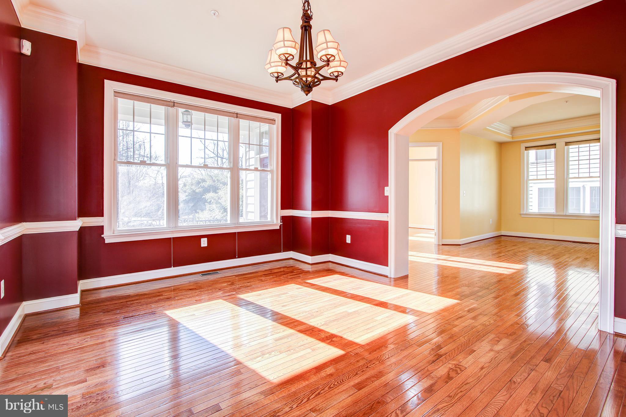 9126 Georgia Avenue Silver Spring, MD 20910 - Photo 9 of 40 Formal dining room