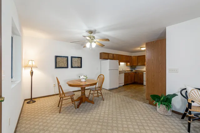 $212,000 | 1871 Nature's Way, Menasha, WI 54952