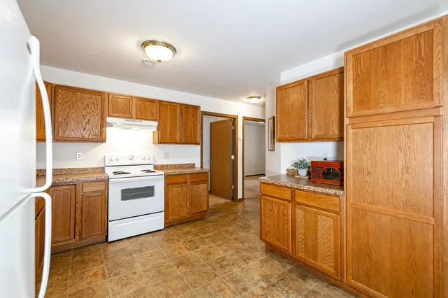 $212,000 | 1871 Nature's Way, Menasha, WI 54952